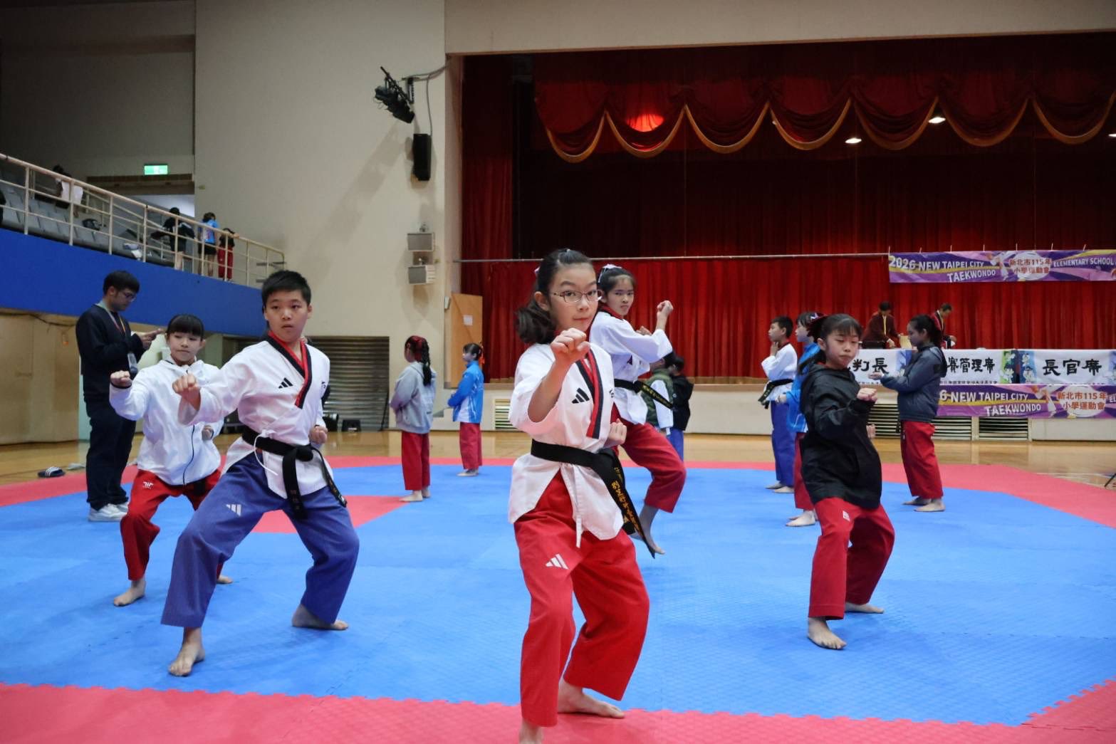 115年新北市小學運動會大合照2